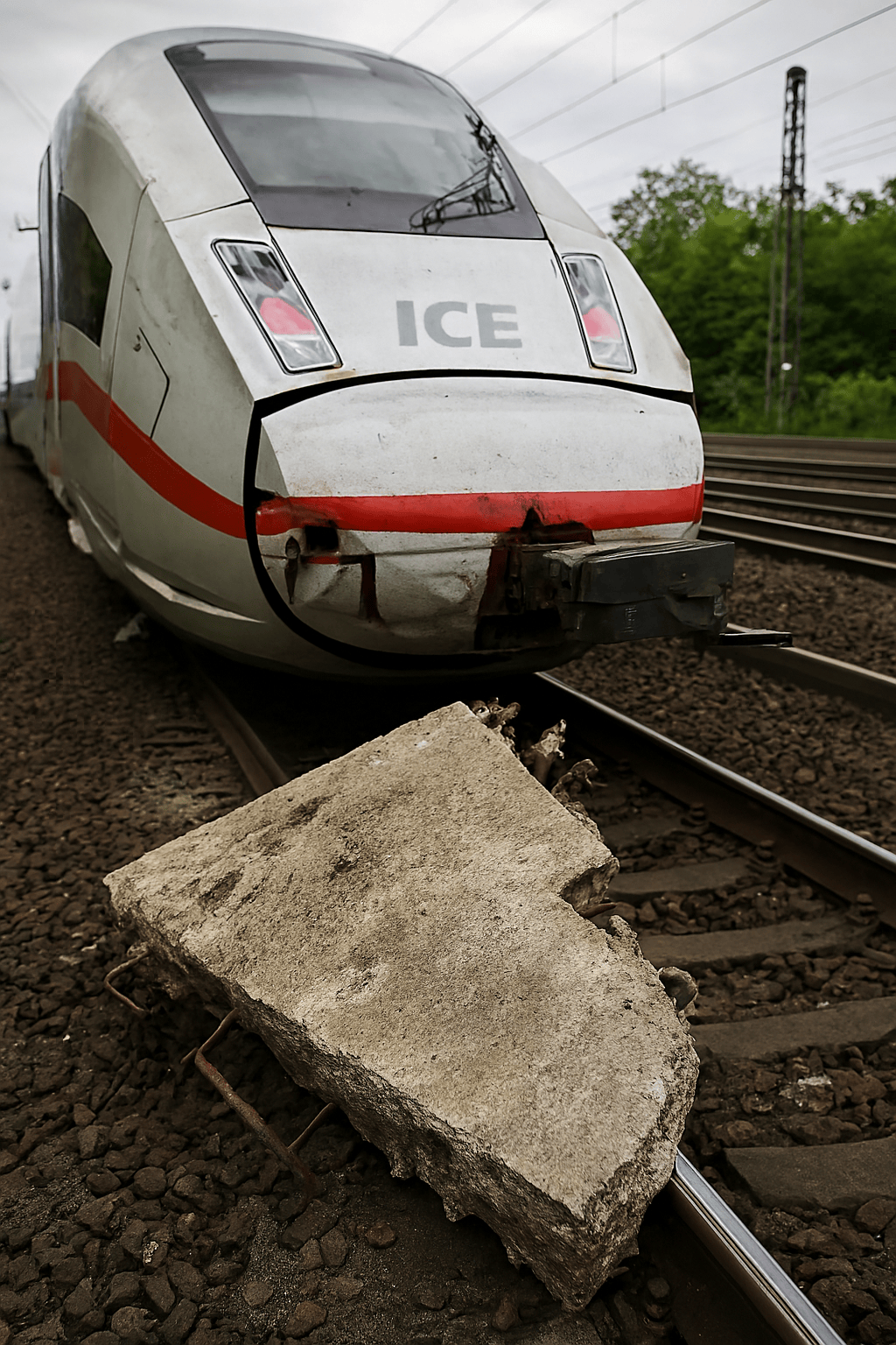 ice unfall köln betonplatte